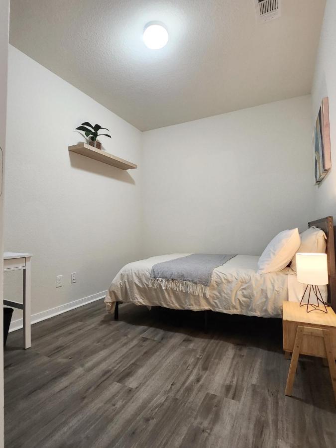 4 Bedroom Home Near Downtown Med Center Nrg Stadium Pearland Skyview Long By Ion Rentals 休斯敦 外观 照片