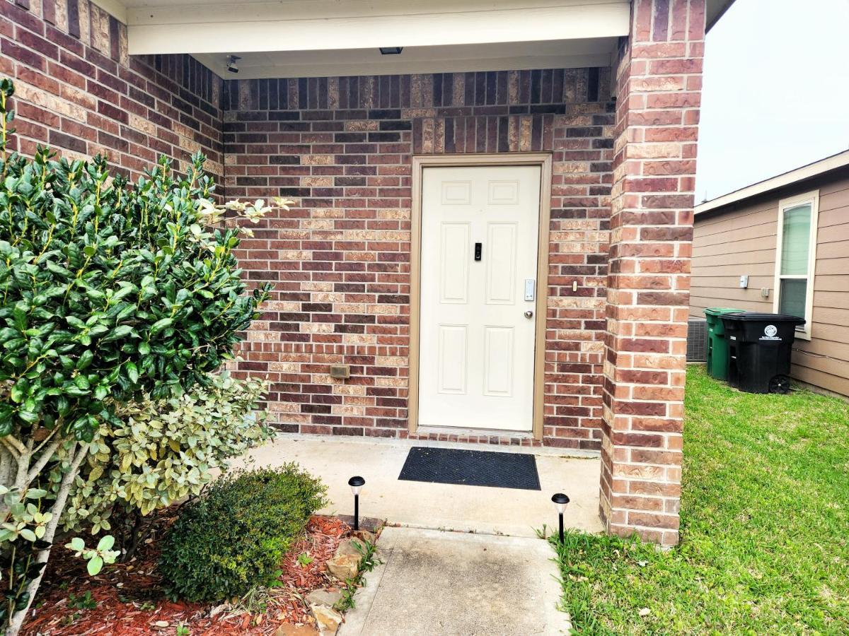 4 Bedroom Home Near Downtown Med Center Nrg Stadium Pearland Skyview Long By Ion Rentals 休斯敦 外观 照片