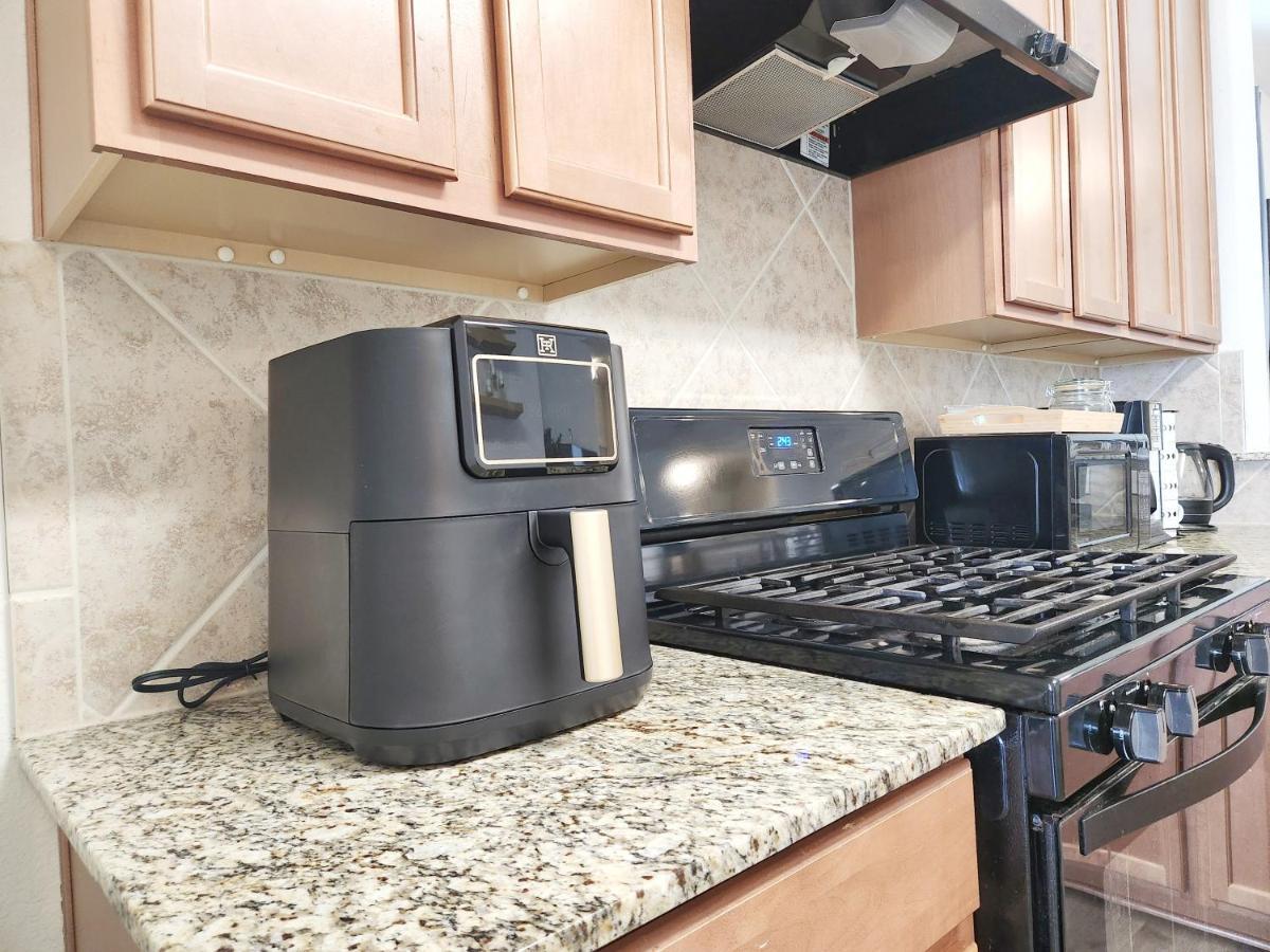 4 Bedroom Home Near Downtown Med Center Nrg Stadium Pearland Skyview Long By Ion Rentals 休斯敦 外观 照片