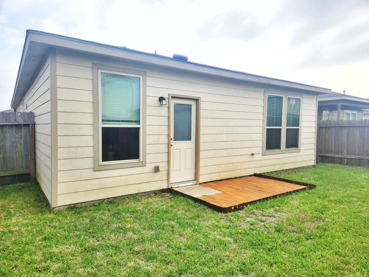 4 Bedroom Home Near Downtown Med Center Nrg Stadium Pearland Skyview Long By Ion Rentals 休斯敦 外观 照片